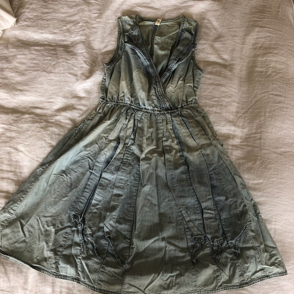 CHAMBRAY DENIM DRESS - Picture 2 of 3